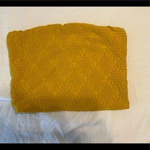 Urban outfitters gold patterned tube top M